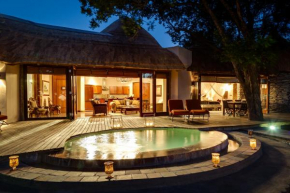 Отель Tintswalo Safari Lodge  Крюгер Парк